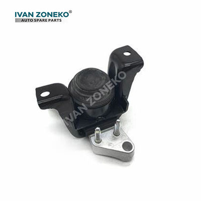 Motor van een auto die voor Toyota Corolla 2001 - 2007 Rubberdelen 12305-0D080 opzetten